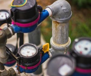 Why Choose Professional Plumbers